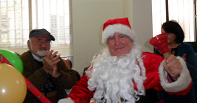 news-elderly-christmas-celebration2010